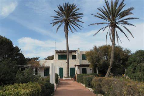 Un nisseno per 3 milioni acquista la villa di Berlusconi a Lampedusa