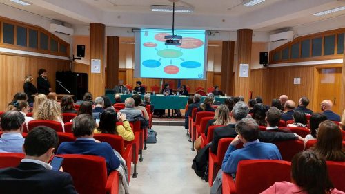 Caltanissetta. Presso l’aula magna “Saetta – Livatino” del Palazzo di Giustizia convegno su violenza domestica e codice rosso