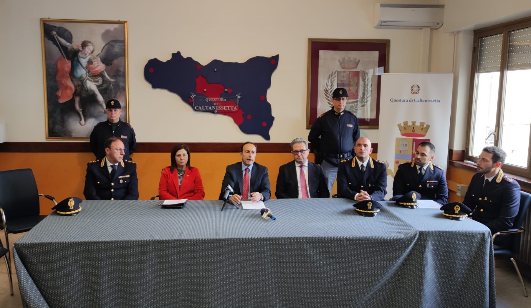 Caltanissetta, operazione antimafia “Ianus”: 55 misure cautelari nei confronti di indiziati di “cosa nostra” gelese.