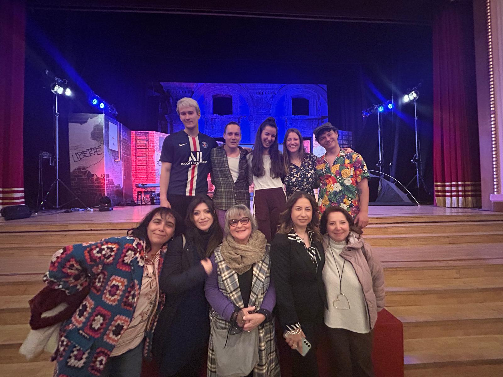 Caltanissetta. Gli alunni dell’IISS “Luigi Russo” al Cine Teatro Moncada per lo spettacolo “Les Miserables 93”
