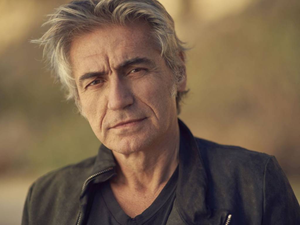 Luciano Ligabue torna in tour nei teatri dopo 13 anni: tappe anche a Palermo e Catania