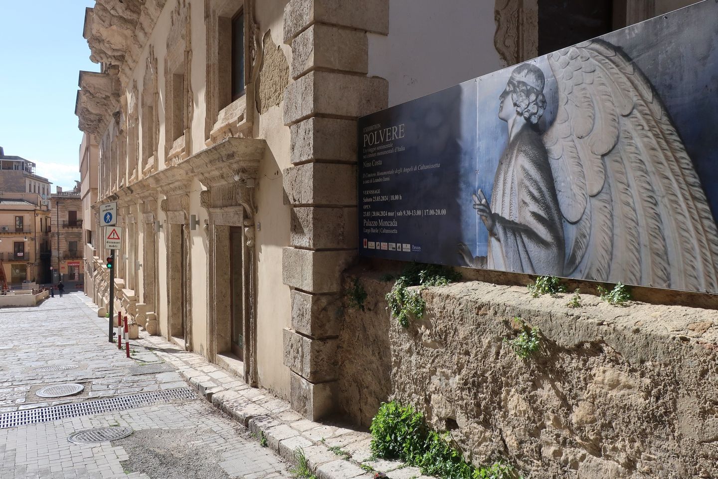 Caltanissetta. Il 23 marzo inaugurazione mostra e presentazione del volume “Polvere, un viaggio sentimentale nei Cimiteri Monumentali d’Italia”