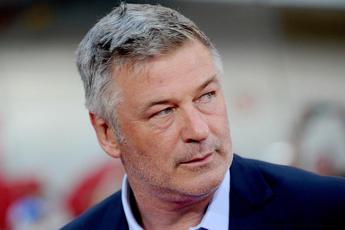 Morte sul set di ‘Rust’, Baldwin chiede stop accusa di omicidio colposo