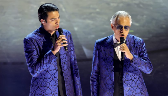 Musica: Andrea e Matteo Bocelli, esibizione a sorpresa a Oscar