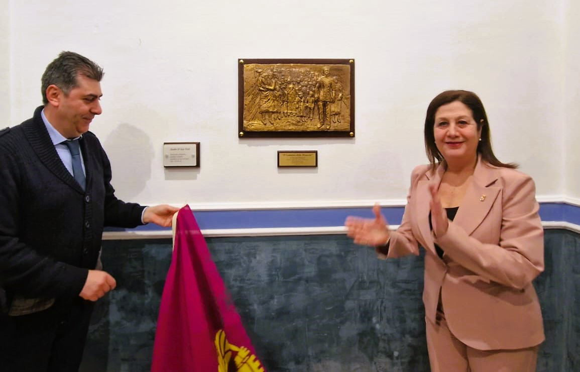 Caltanissetta, in Questura si è svolta la cerimonia di scopertura di un bassorilievo in memoria di Giovanni Palatucci