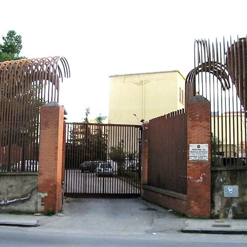 Caltanissetta. Grandi emozioni con lo spettacolo “Fuori di me” dell’IPM e del Liceo Classico