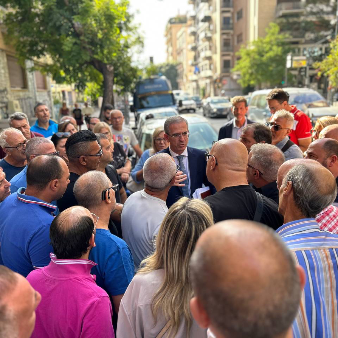 Precari Regione, via ad assunzioni Asu. Falcone: «Create condizioni per dare dignità a migliaia di lavoratori»