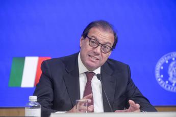 Fisco, Leo: “Obiettivo taglio tasse redditi fino 60mila euro”