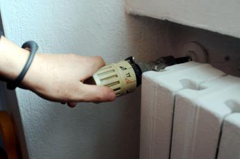 Termosifoni, è ora di spegnerli? Da Milano a Roma, date città per città