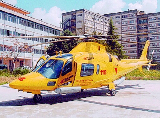 Incidente tra Mulinello e Agira, sette feriti, 2 gravissimi. Un ferito in elicottero al Sant’Elia