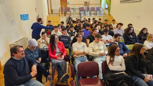 Le classi quinte del “G.B.Hodierna” di Mussomeli visitano Its Academy “steve jobs” di Caltagirone