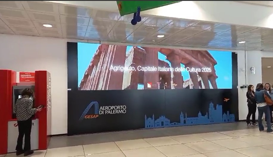 Due video promozionali della Costa del Mito e di Agrigento Capitale della Cultura 2025 all’Aeroporto di Palermo
