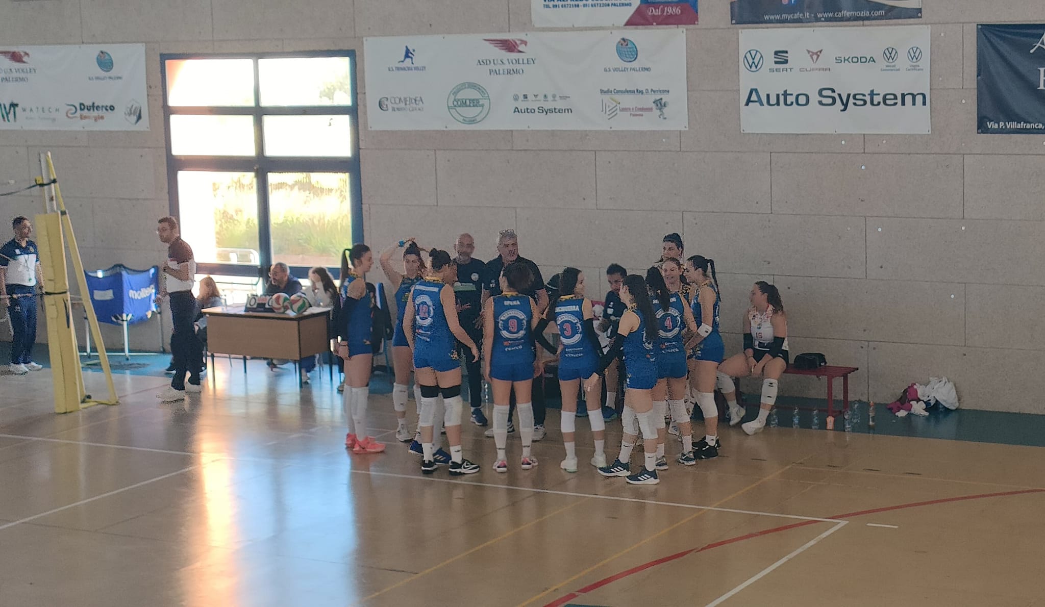 Pallavolo femminile B2. La Traina impegnata a Cagliari per i play off; rimosso coach Marco Relato, al suo posto Fabrizio Montagnino