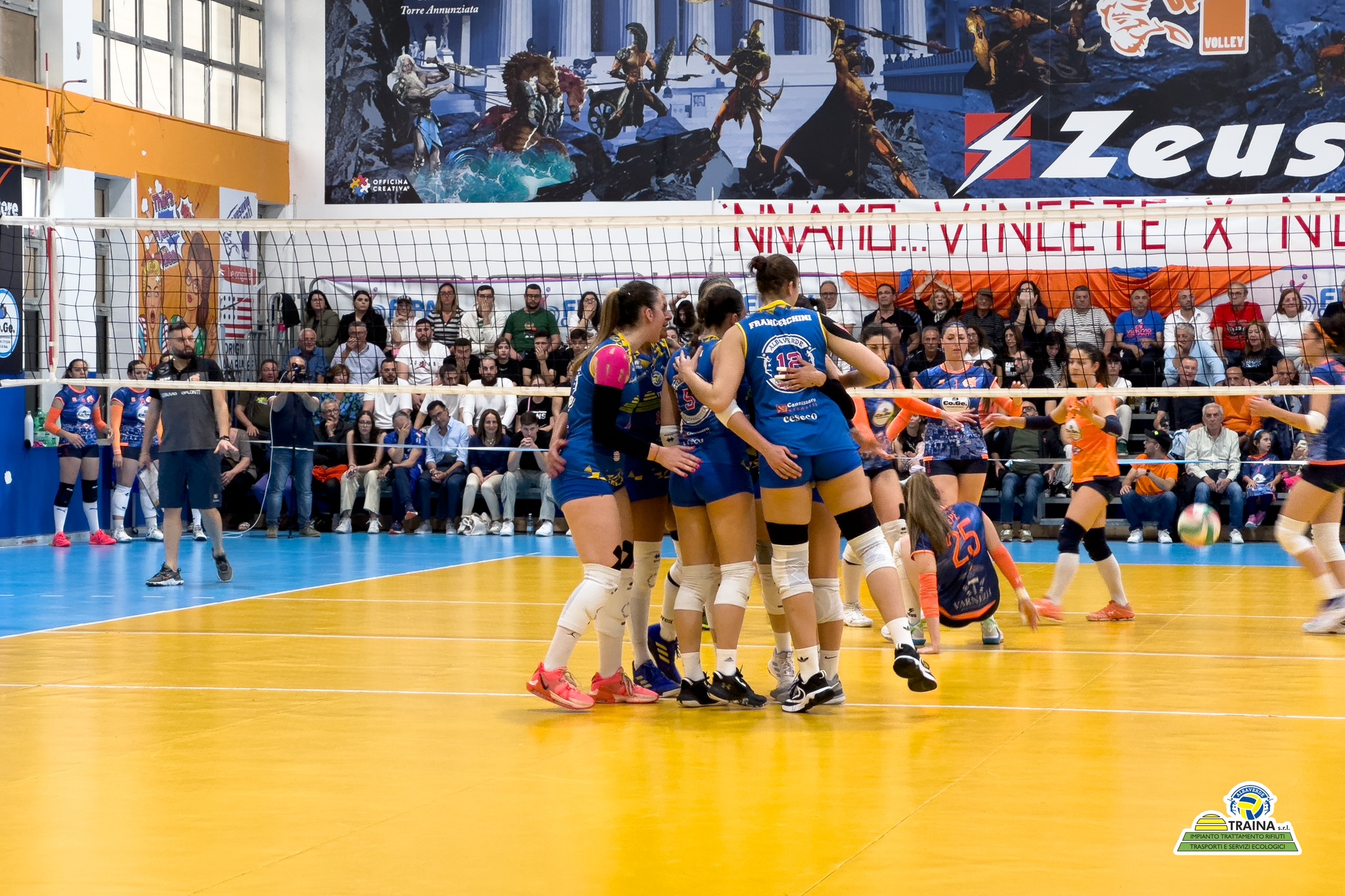 Pallavolo femminile B2. La Traina batte 3-0 il Pan Alfieri Cagliari e si qualifica per la finale play off con Terracina