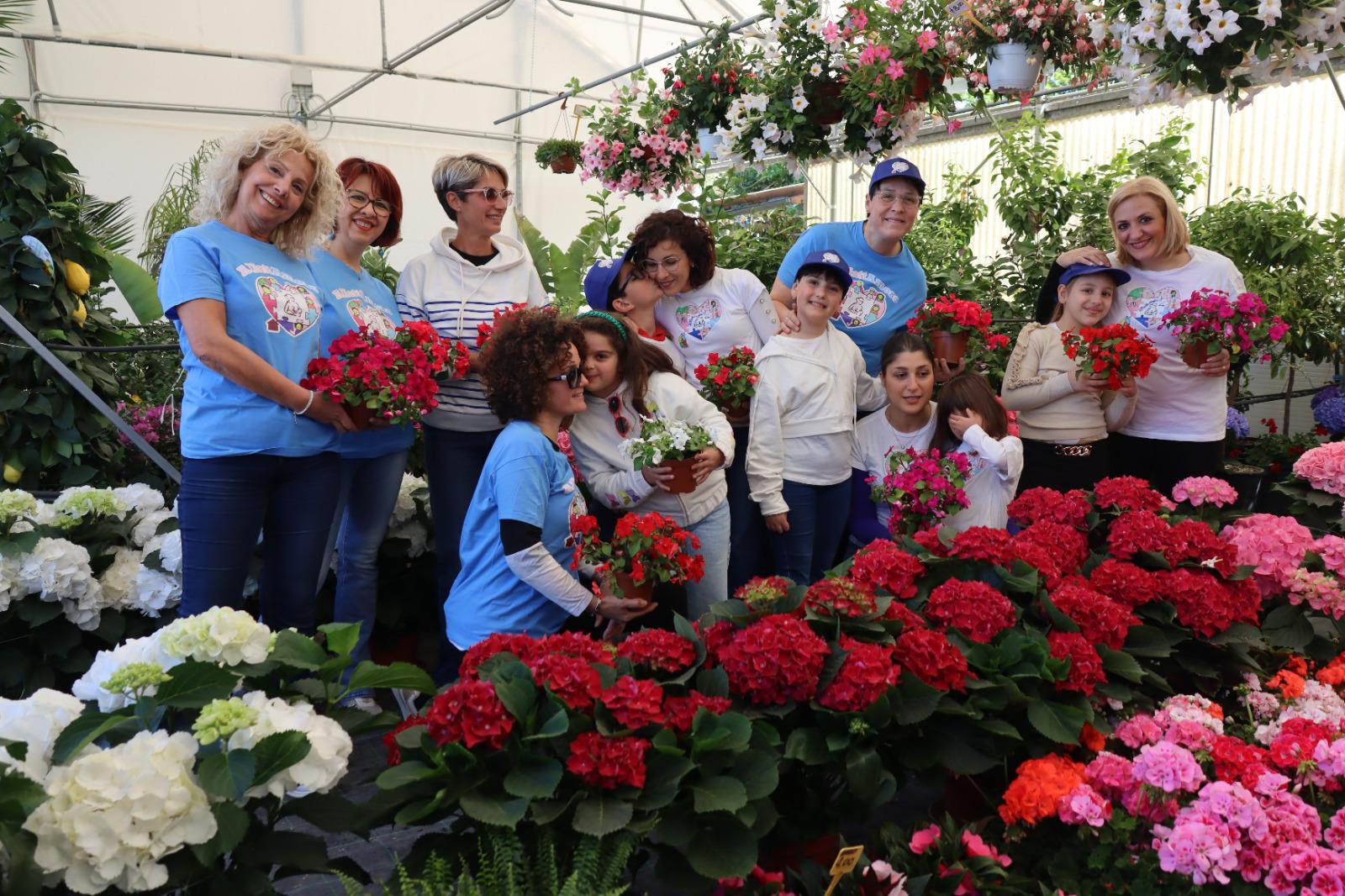 Caltanissetta, convivialità e unione per la Festa della mamma con AllattAmore
