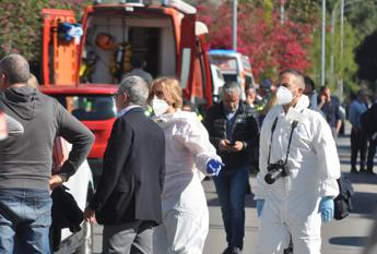Operai morti a Casteldaccia non sarebbero dovuti scendere: contratto d’appalto prevedeva aspirazione liquami con autospurgo