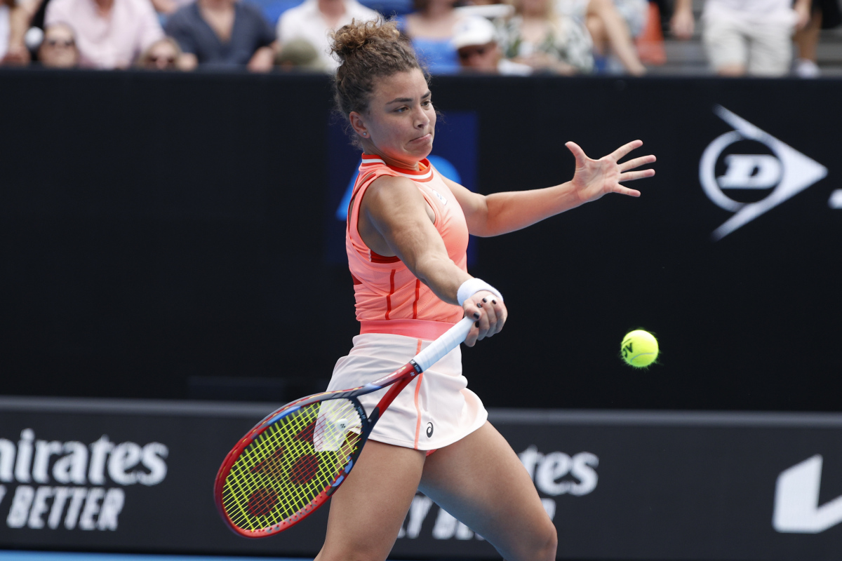 Paolini battuta da Swiatek in finale al Roland Garros