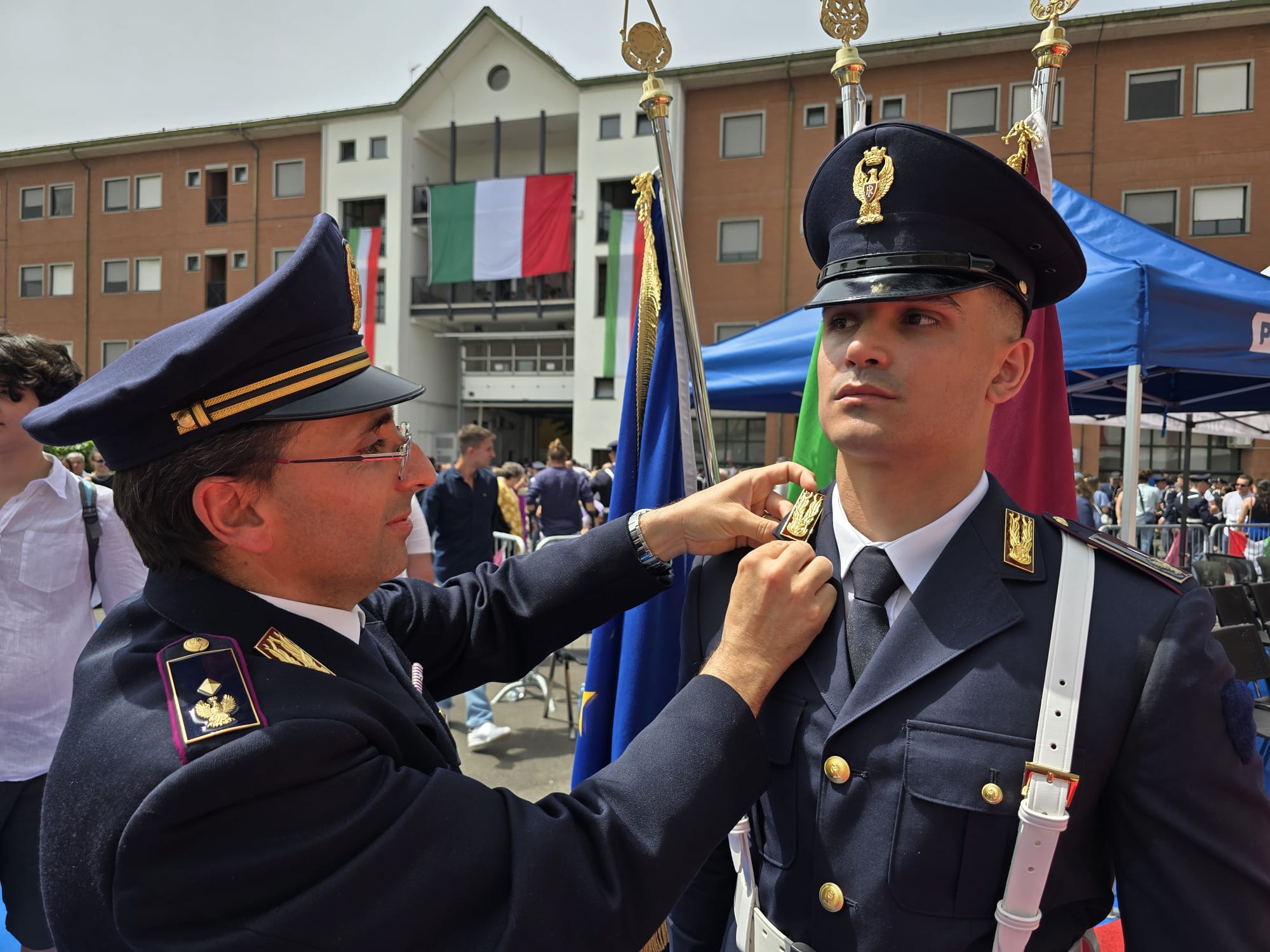 Caltanissetta. A Piacenza, al giuramento del neo poliziotto Flavio Cigna presente lo zio Ivan D’Antona, sovrintendente