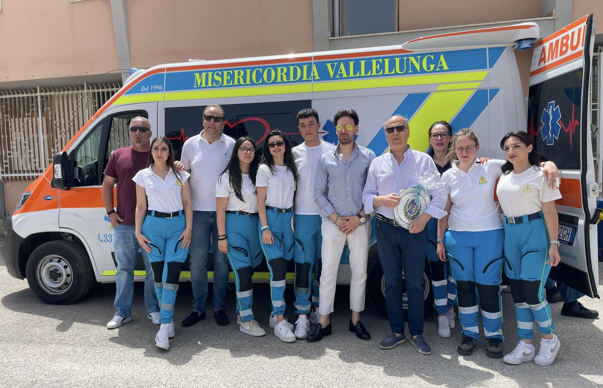 Nuovo mezzo di trasporto per la Misericordia di Vallelunga. Muscarella: ” Grazie alla popolazione vallelunghese per la vicinanza”