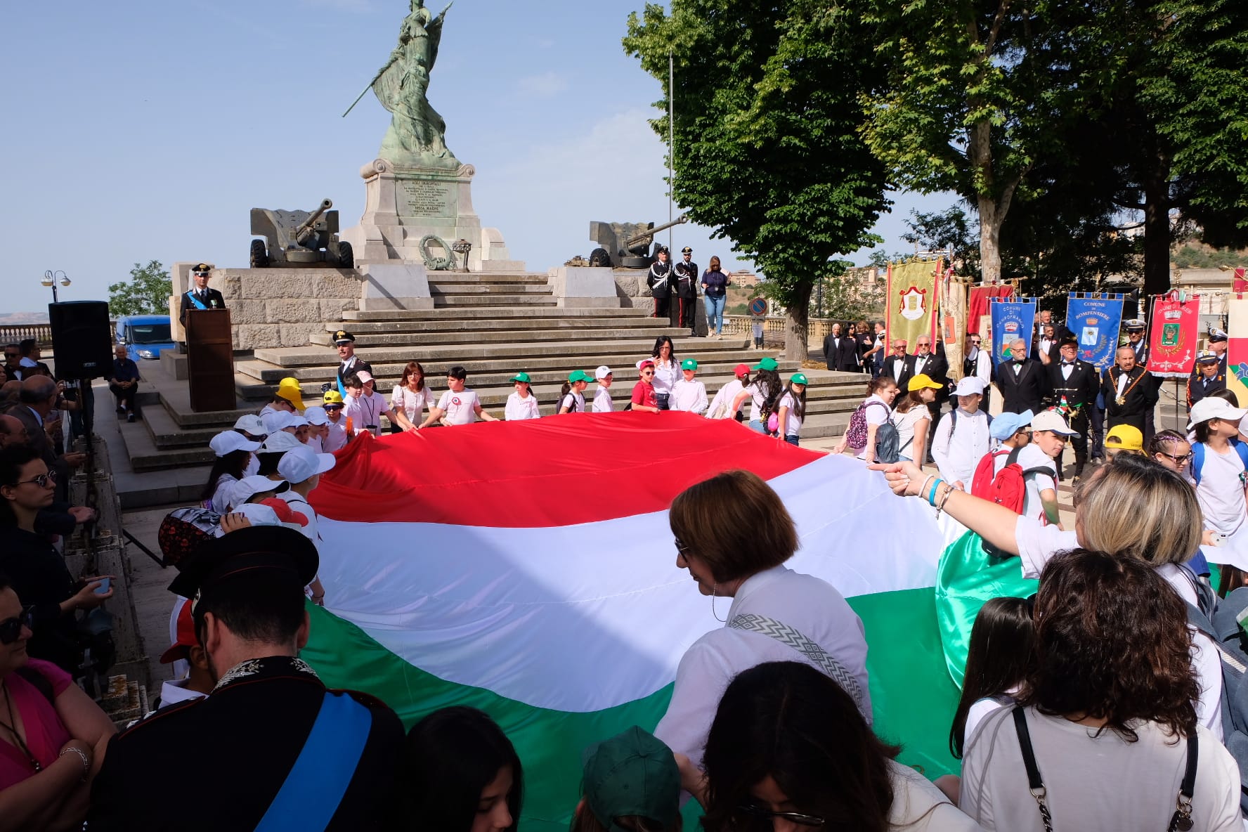 78° Anniversario della Fondazione della Repubblica, il saluto del Prefetto alla cittadinanza ha richiamato il valore della Carta Costituzionale