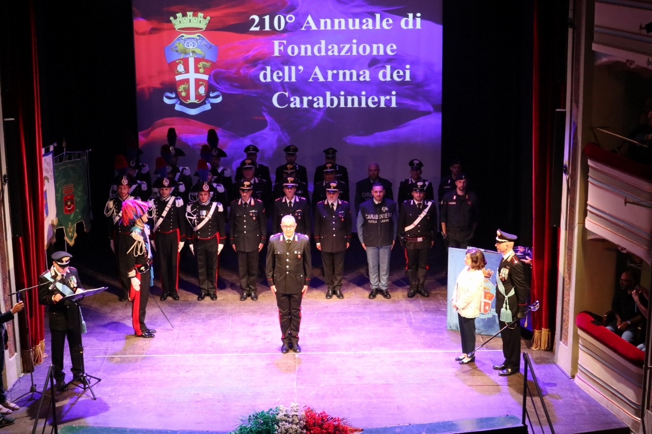 Enna ha celebrato il 210° Annuale di Fondazione dell’Arma dei Carabinieri: consegnati numerosi riconoscimenti