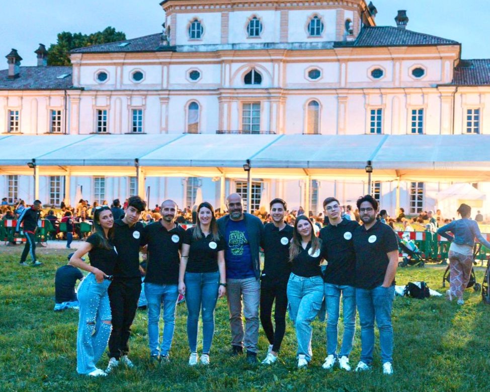 Formazione sul campo per otto giovani di San Mauro Castelverde che hanno partecipato all’Evergreen Fest di Torino