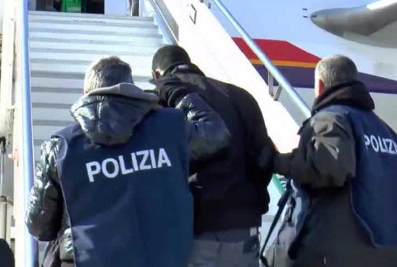 Caltanissetta. Cittadino irregolare rimpatriato dalla Polizia
