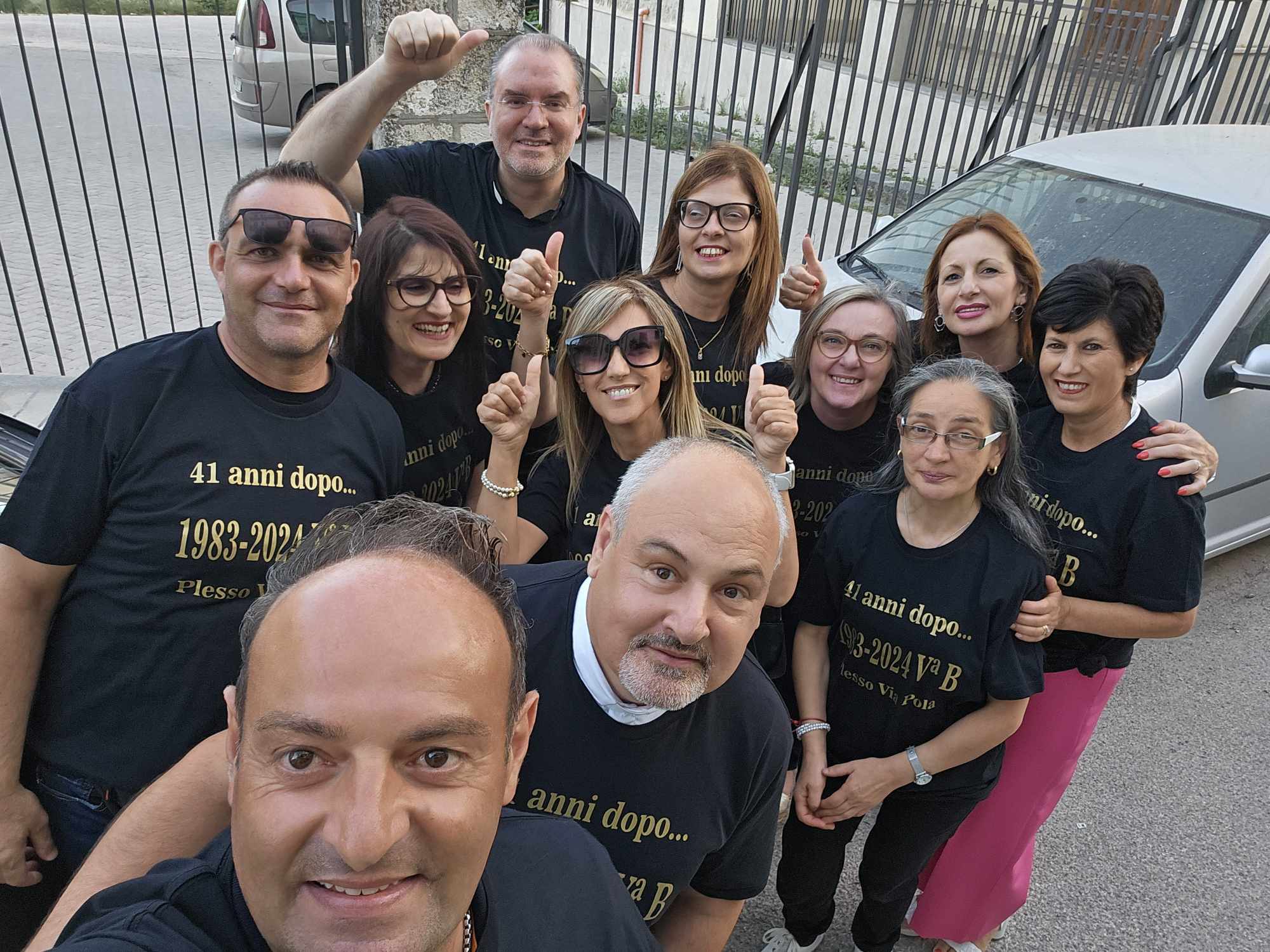 Mussomeli, rimpatriata 41 anni dopo degli alunni della 5B quinquennio 1978/1983 della maestra  Rosetta Cimò Plesso Via Pola