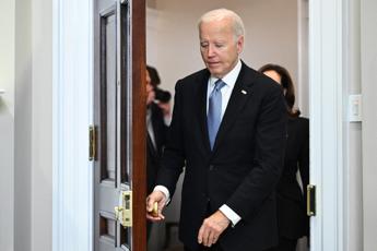 Biden ritira la candidatura: “Stop nell’interesse degli Stati Uniti”