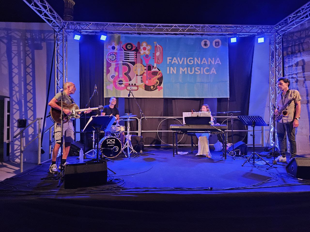 Egadi Estate 2024, Anita Vitale conquista il pubblico di “Favignana in Musica” con un mix di jazz e folk