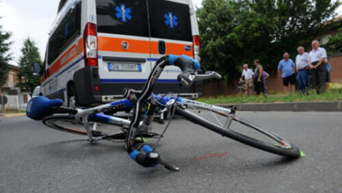 Ciclista investito nel Nisseno, morto dopo impatto con auto guidata da ragazza