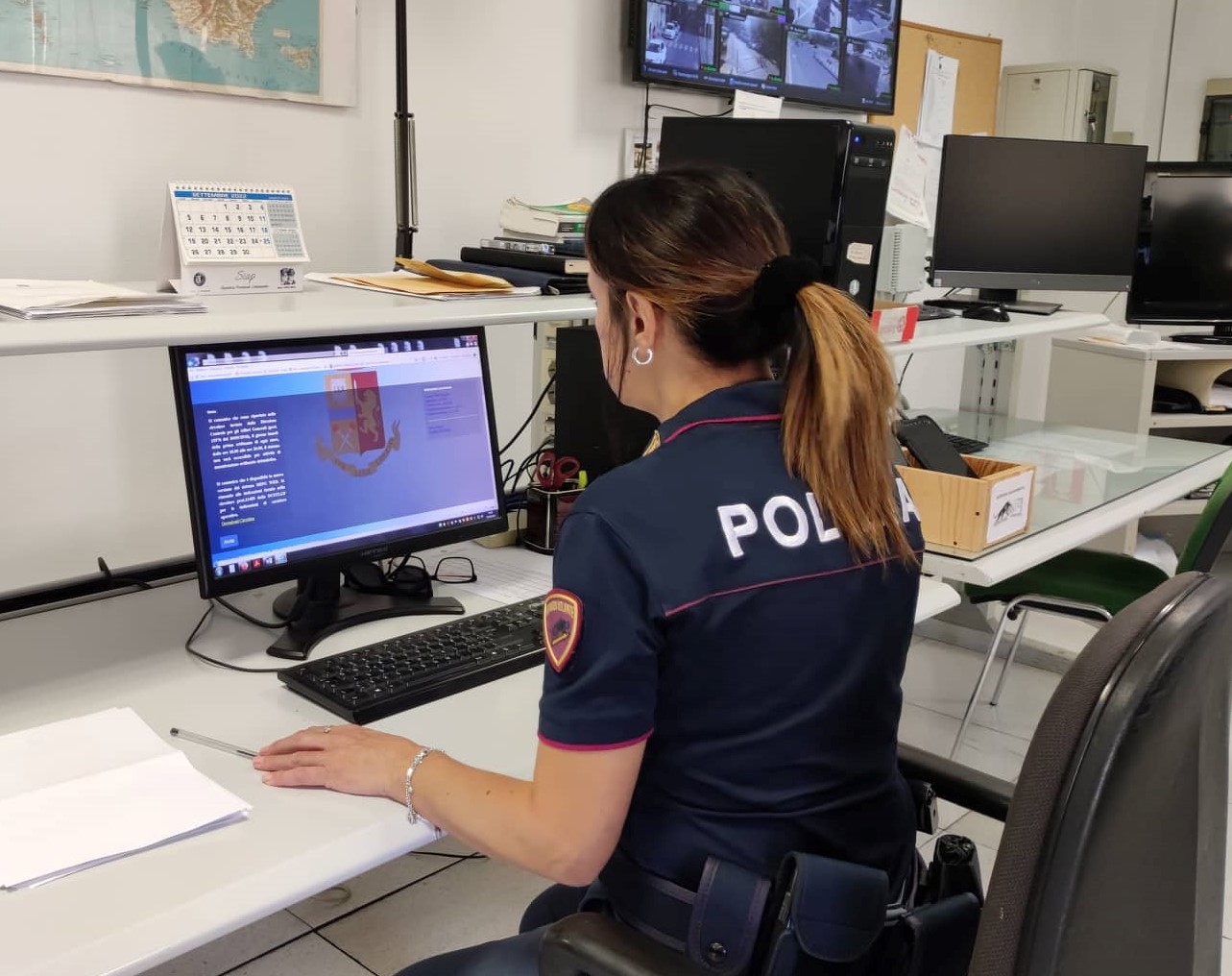 Caltanissetta. In Provincia denunciate 6 persone dalla Polizia per droga, furto, truffa, guida senza patente e guida di auto con targa falsa