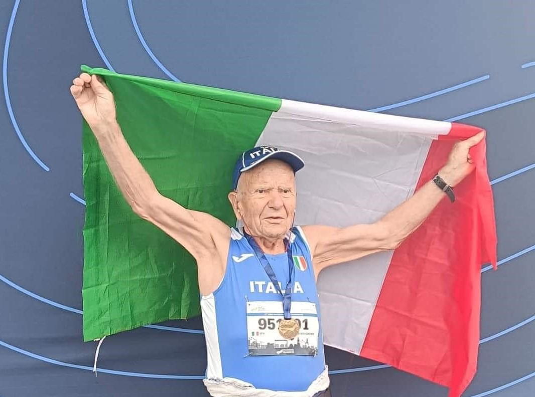 Sport e Longevità. A Goteborg il 95enne Angelo Squadrone si laurea campione del mondo nei 10 mila metri categoria SM95