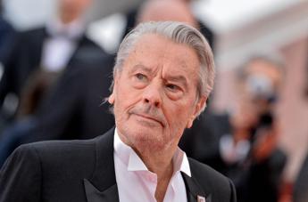 E’ morto Alain Delon, l’attore icona del cinema mondiale aveva 88 anni