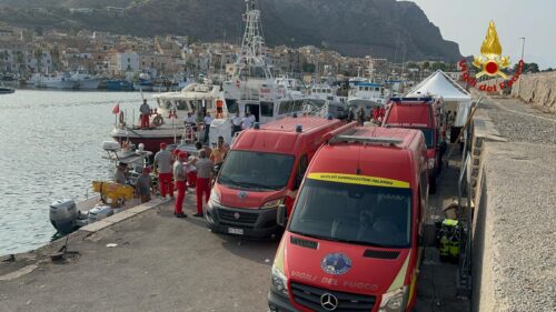 Recuperati i cadaveri di altre 2 vittime del naufragio del veliero Bayesian: restano solo 2 i dispersi