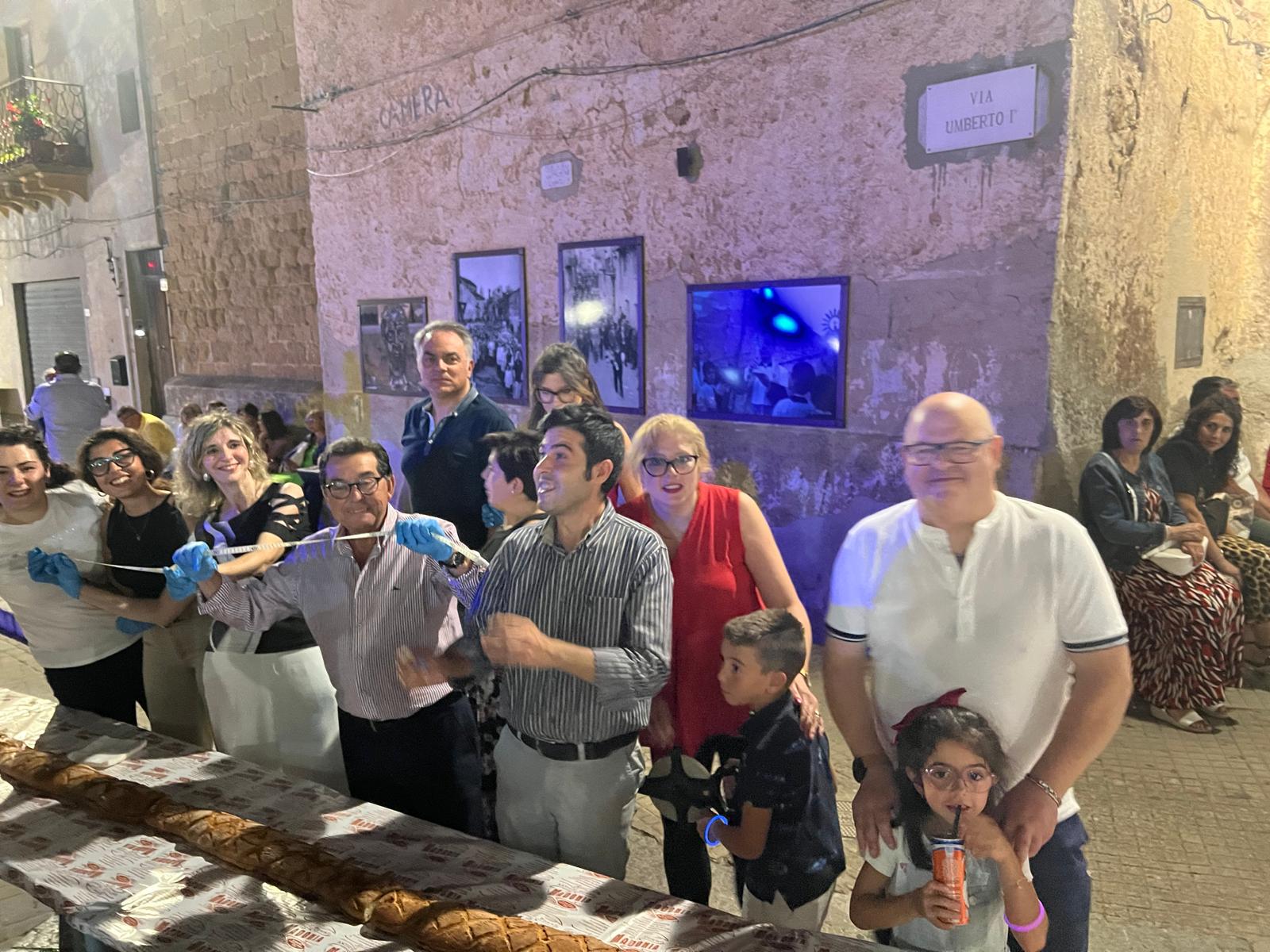 San Mauro Castelverde, notte bianca con 23 metri di “pani cunzatu”