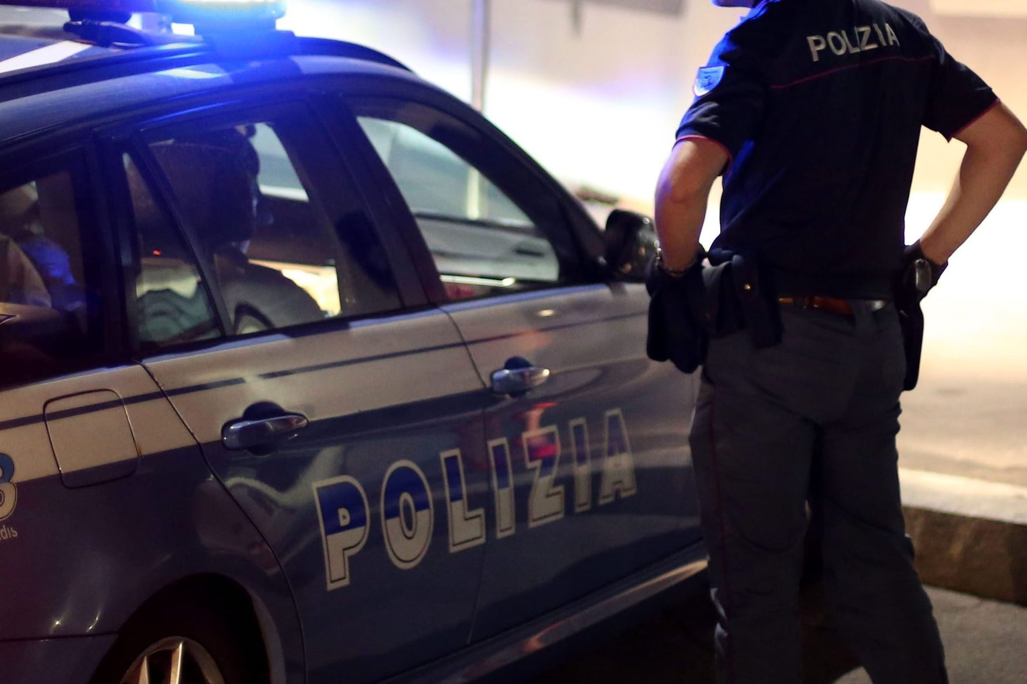 Aggredisce con un coltello la madre per soldi, arrestato a Catania