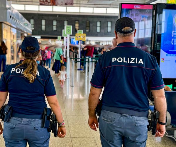 Polizia di Frontiera arresta un giovane al suo arrivo dalla Romania nel gate dell’aeroporto di Catania