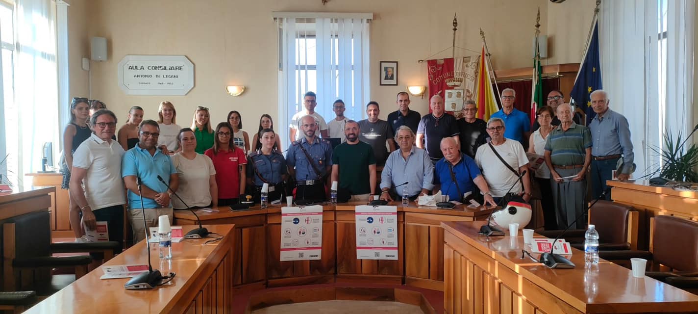 Riesi. In aula consiliare i Carabinieri hanno incontrato la cittadinanza per sensibilizzarla sulle truffe agli anziani