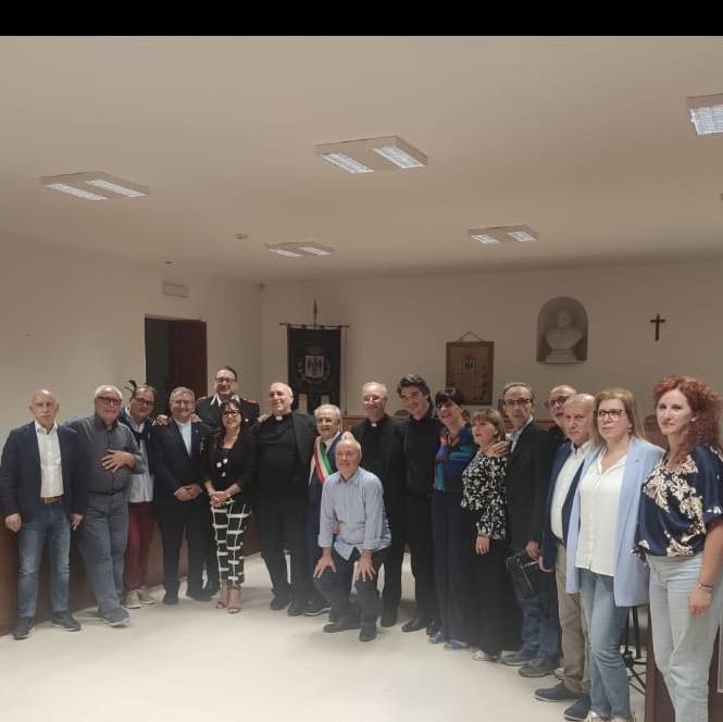 Santa Caterina. Conferita la cittadinanza onoraria a tre sacerdoti: padre Biancheri, padre Antonino La Paglia e padre Angelo Spilla