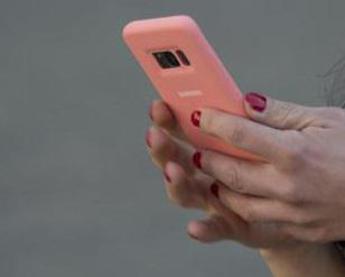 “Come nascondere la gravidanza”, le ricerche di Chiara prima di partorire