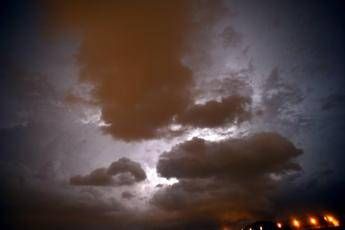 Maltempo, piogge e temporali al Centro-Sud: allerta in sette regioni