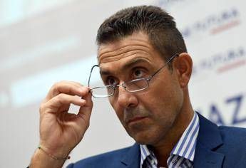 Vannacci: “Zelensky non ha scelta, sì a Trump e basta mandare i suoi al massacro”