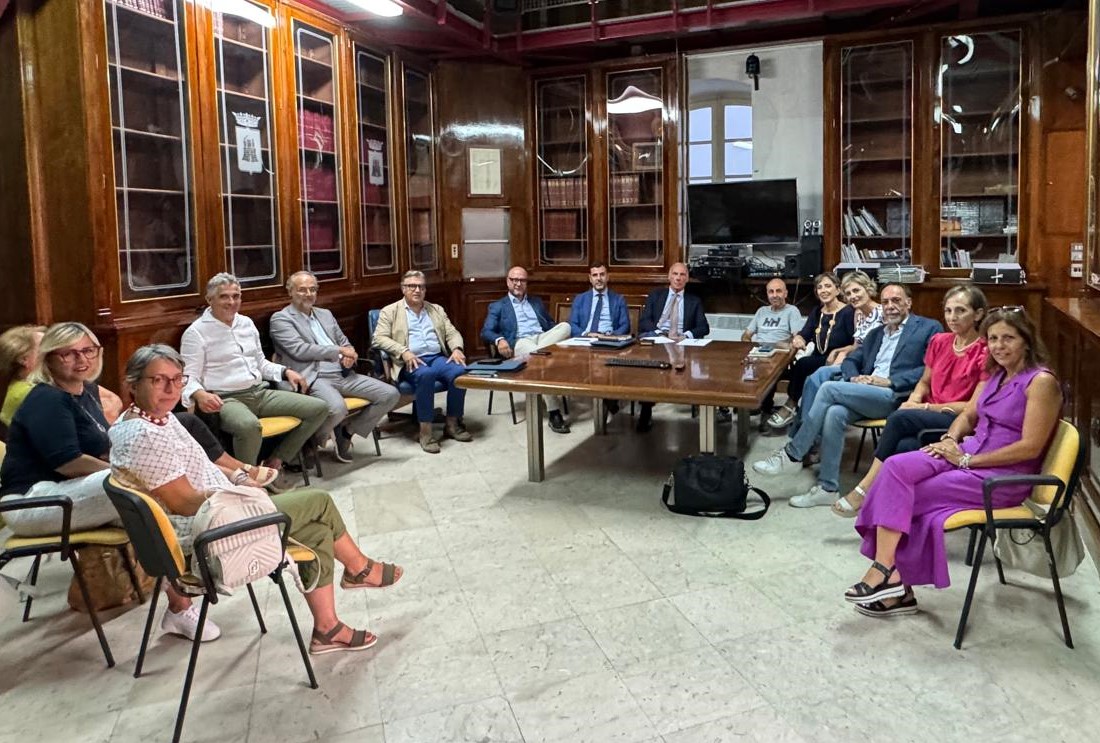 Caltanissetta, riapertura delle scuole: l’Amministrazione incontra i dirigenti scolastici