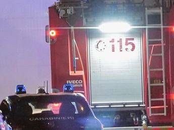 Latina, cadavere di un 25enne trovato carbonizzato in auto alla stazione