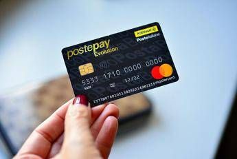 Postepay presenta ecosistema per ‘great shopping experience’ e partnership con Scalapay