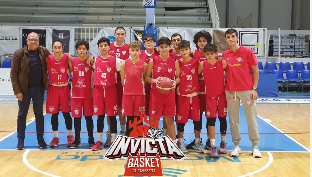 Basket maschile Under 14. Terza vittoria di fila per l’Invicta: battuti i Miners nel derby nisseno