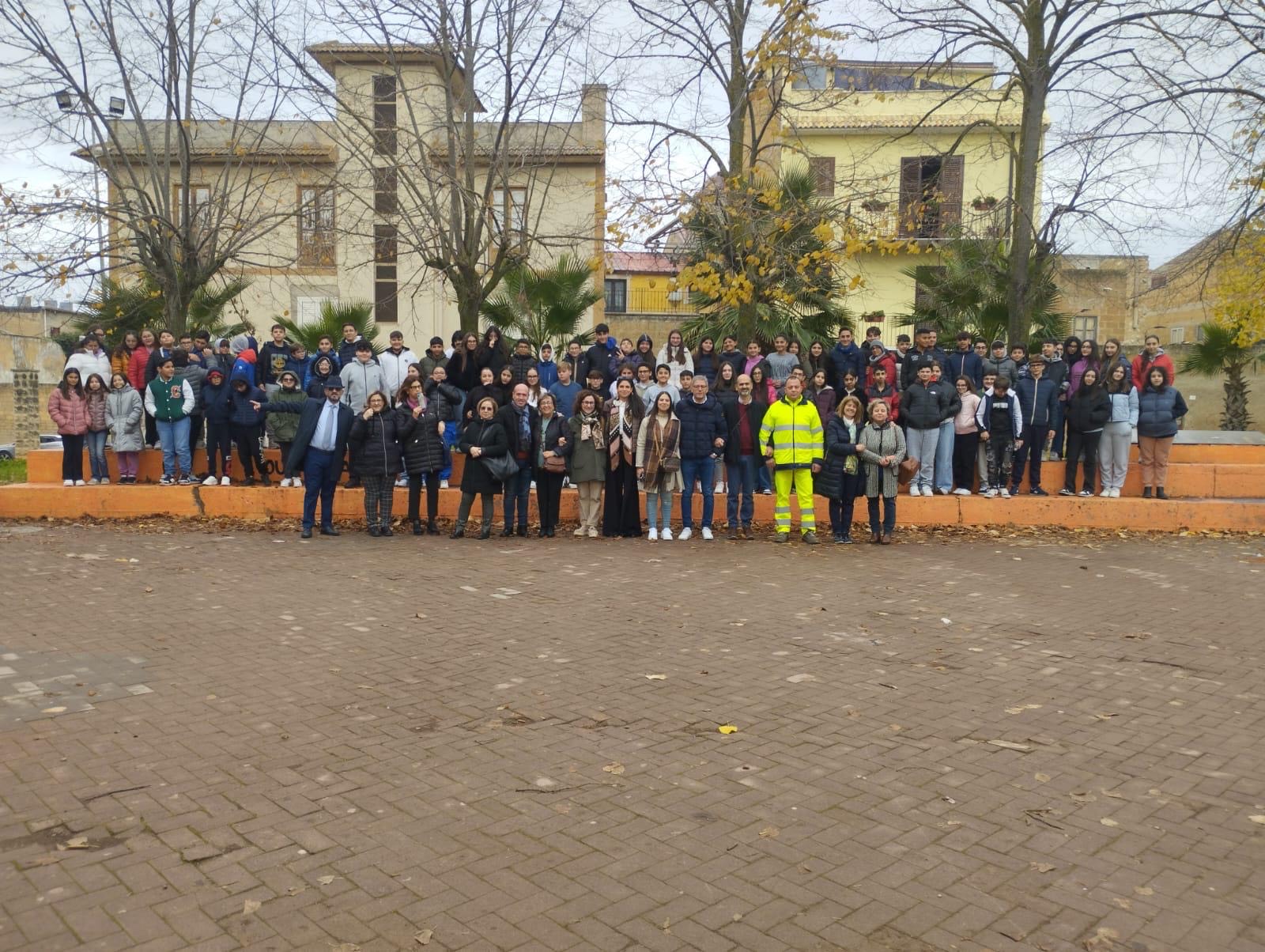 Delia. Al Parco Robinson giornata ecologica in sinergia tra Comune, SRR ATO4 Cl Sud e Istituto Comprensivo “Di Maria”