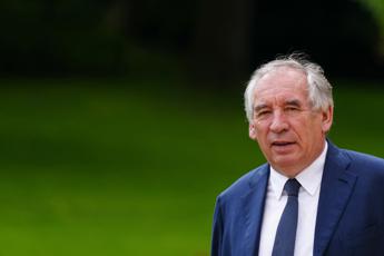 Francia, Macron nomina premier Francois Bayrou