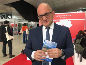 Libri, Castelli: “‘Mediae Terrae’ nasce da esperienza concreta”